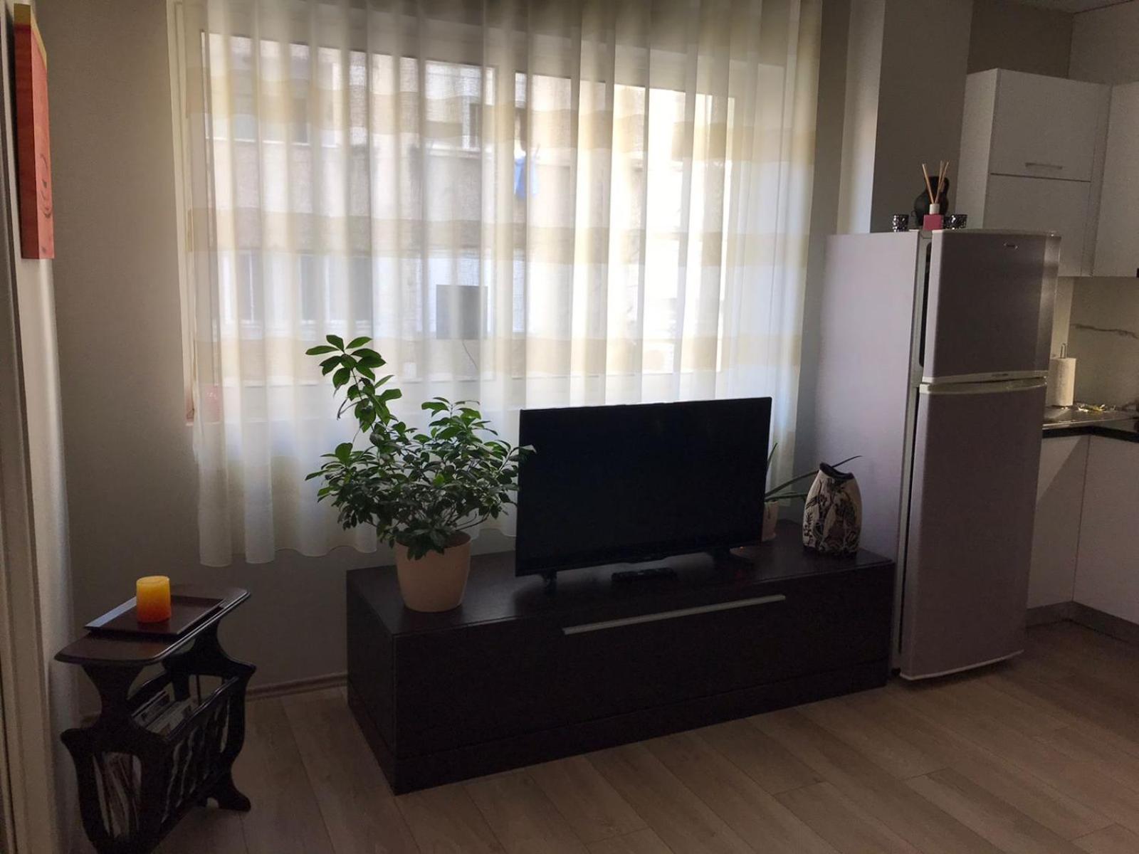 Home Away From Home Apartment Durrës Kültér fotó